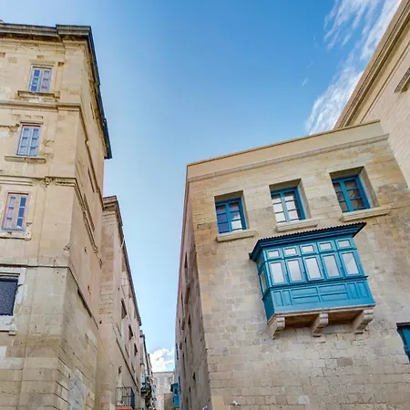 Sally Port 29 Apartmán *