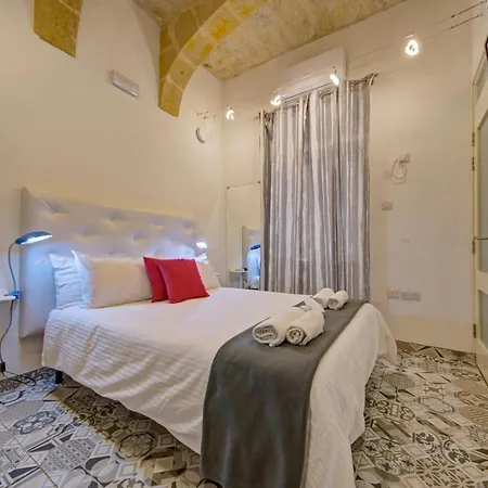 Sally Port 29 Valletta