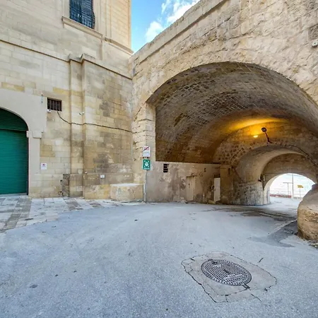 Sally Port 29 *